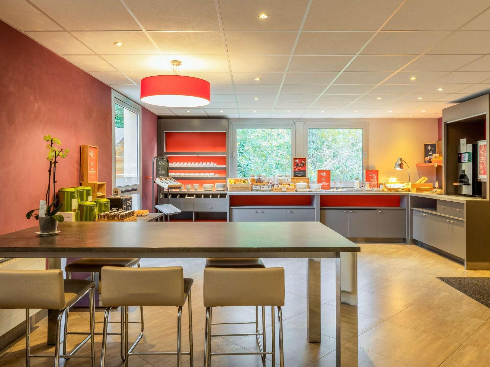 Hotel Ibis Velizy Jouy-En-Josas Esterno foto