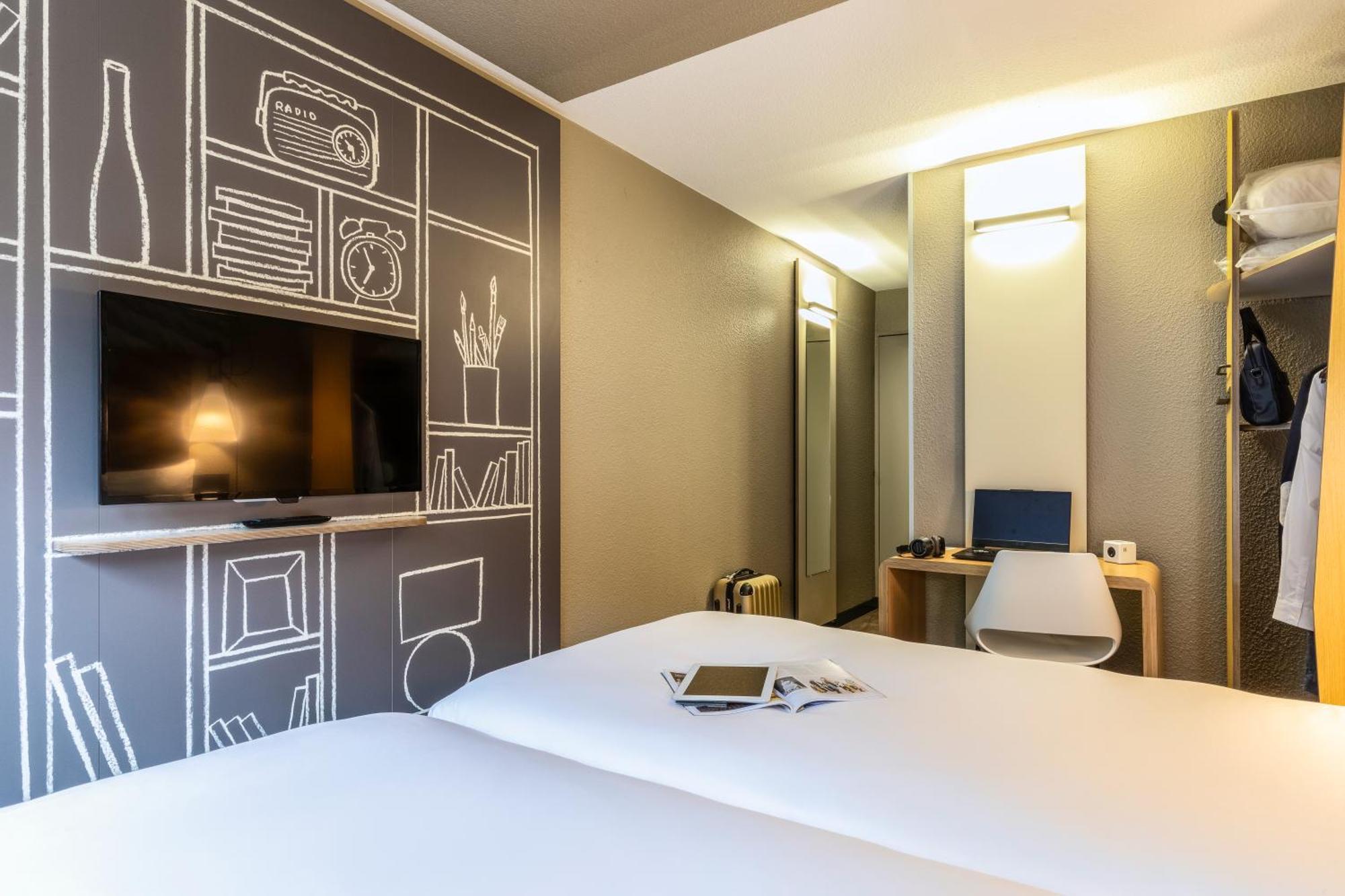 Hotel Ibis Velizy Jouy-En-Josas Esterno foto